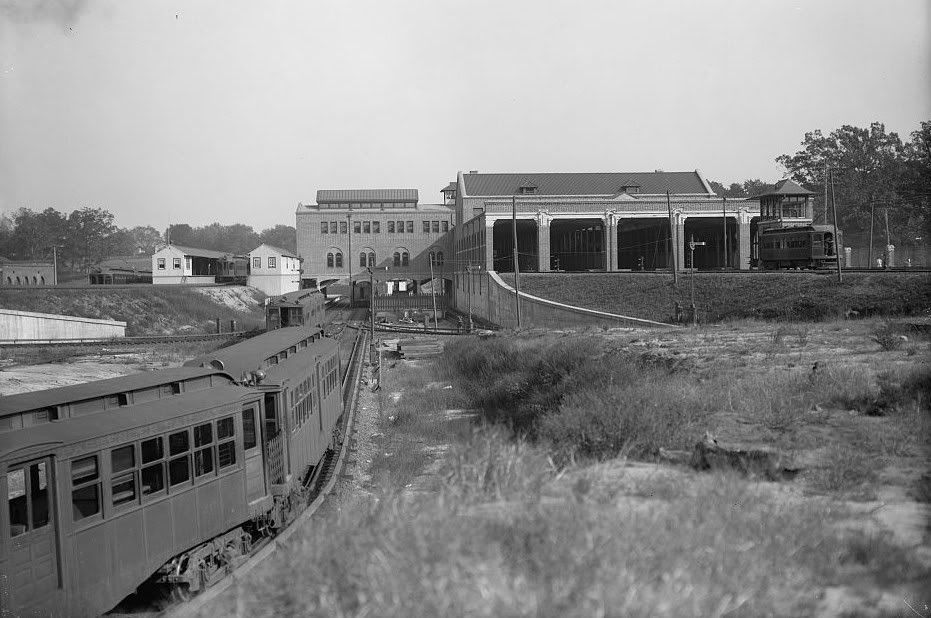 69th Street Terminal Photo by RedArrowDoug Photobucket